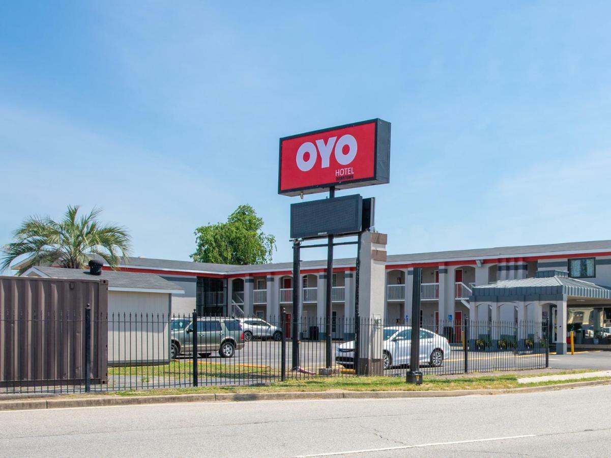 Oyo Hotel Augusta Downtown ภายนอก รูปภาพ